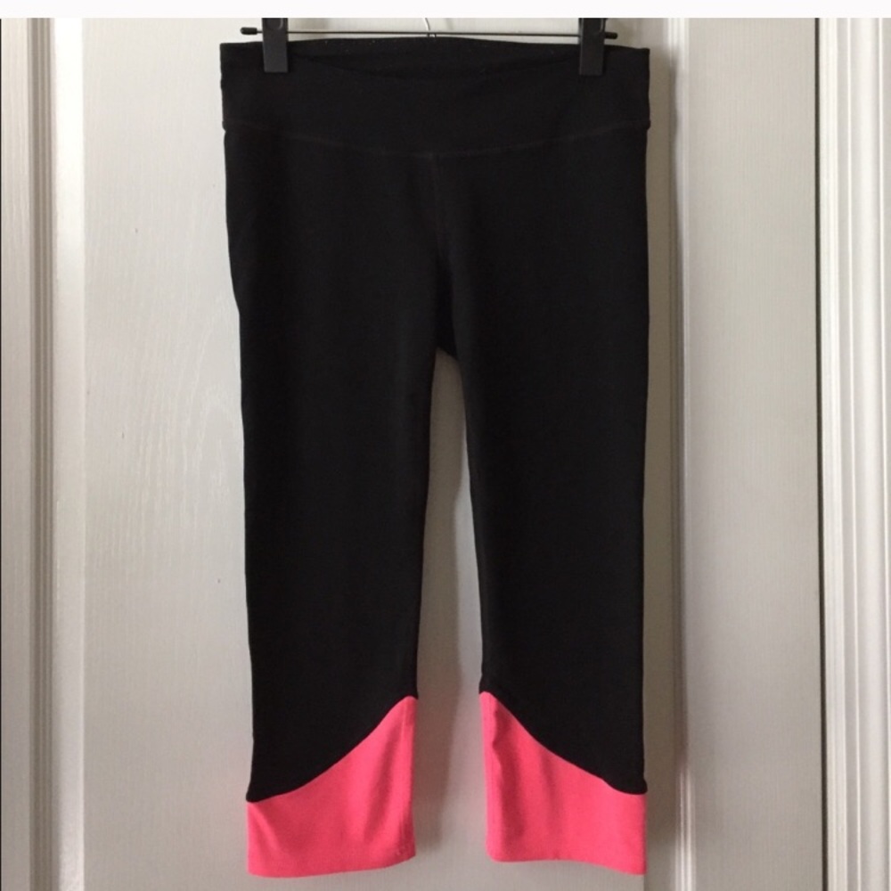 GAP capris